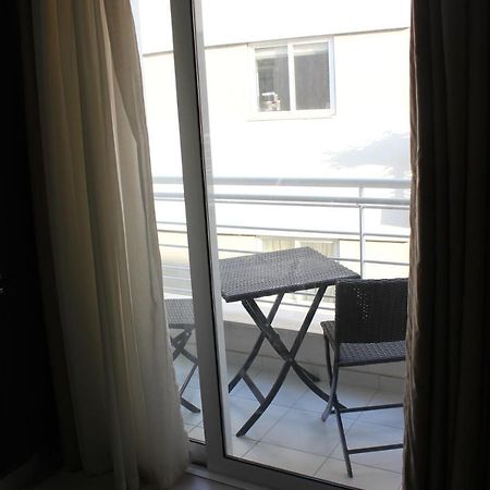 Sunny 2 Bedroom, 2 Bathrooms, Seaside Apt. Sliema Kültér fotó