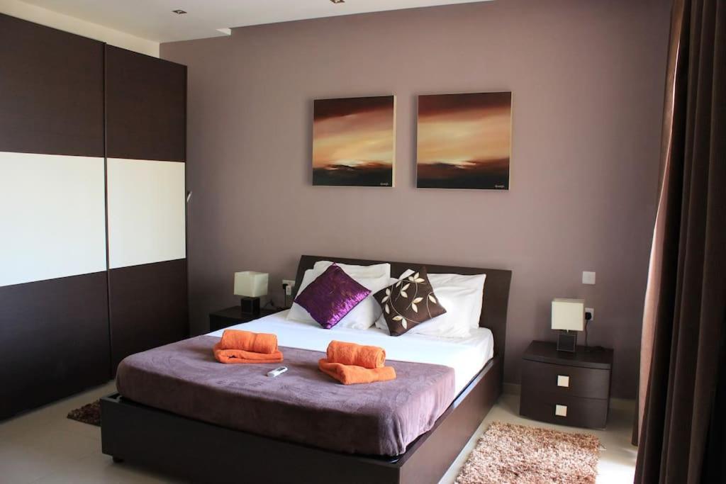 Sunny 2 Bedroom, 2 Bathrooms, Seaside Apt. Sliema Kültér fotó