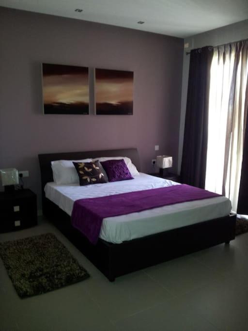 Sunny 2 Bedroom, 2 Bathrooms, Seaside Apt. Sliema Kültér fotó