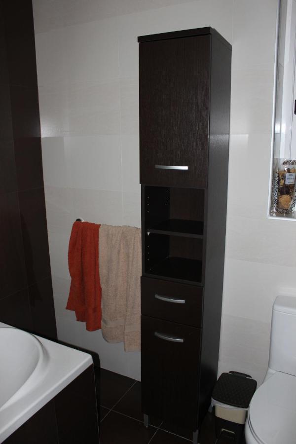 Sunny 2 Bedroom, 2 Bathrooms, Seaside Apt. Sliema Kültér fotó
